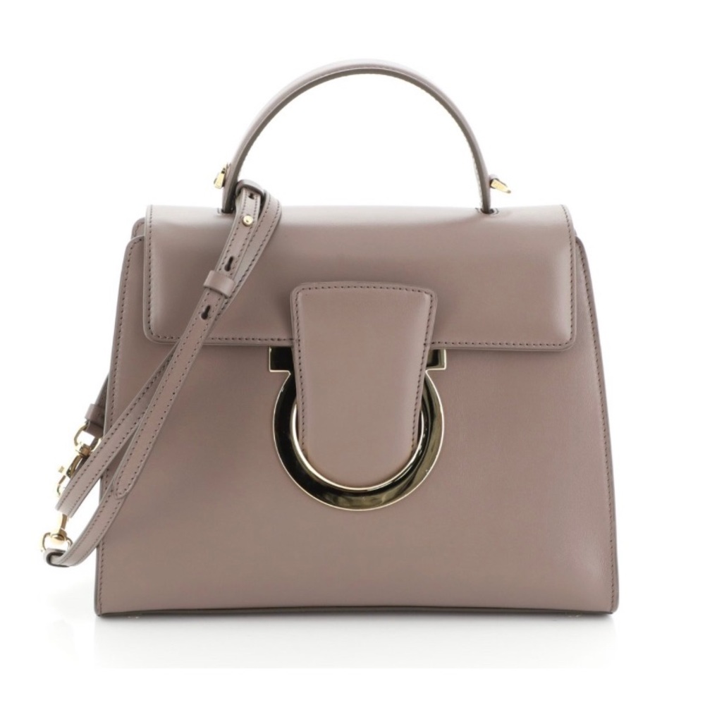 ✨HOST PICK✨ Salvatore Ferragamo Thalia Leather Drop Top Bag 💼